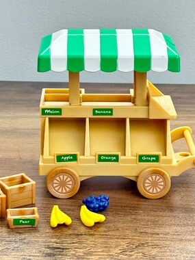 Sylvanian Families Calico Critters Fruit Wagon Play Set Toy Food Bananas Grapes